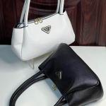 Prada Lux – البساطة الراقية بتوقيع برادا