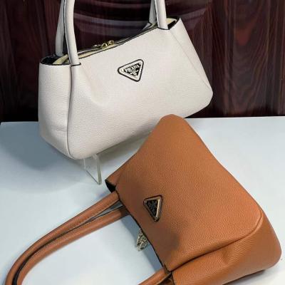 Prada Lux – البساطة الراقية بتوقيع برادا
