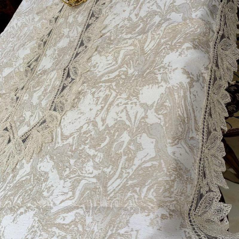 مفرش سفرة تركي فخم بتطريز راقٍ – مقاس 130×225 سم