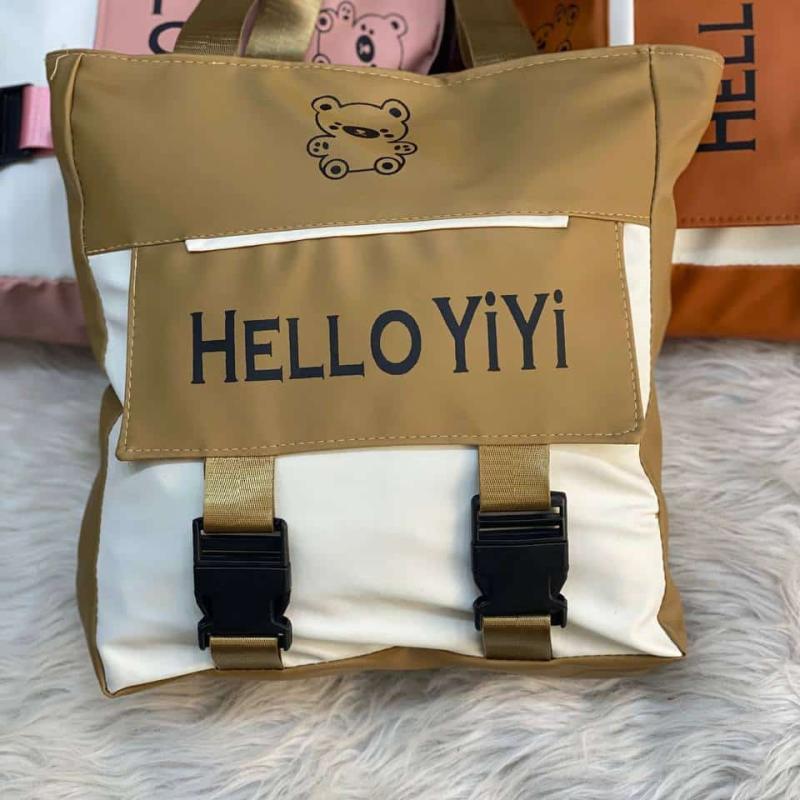 شنط HELLO YiYi بتصميم كرتوني مرح