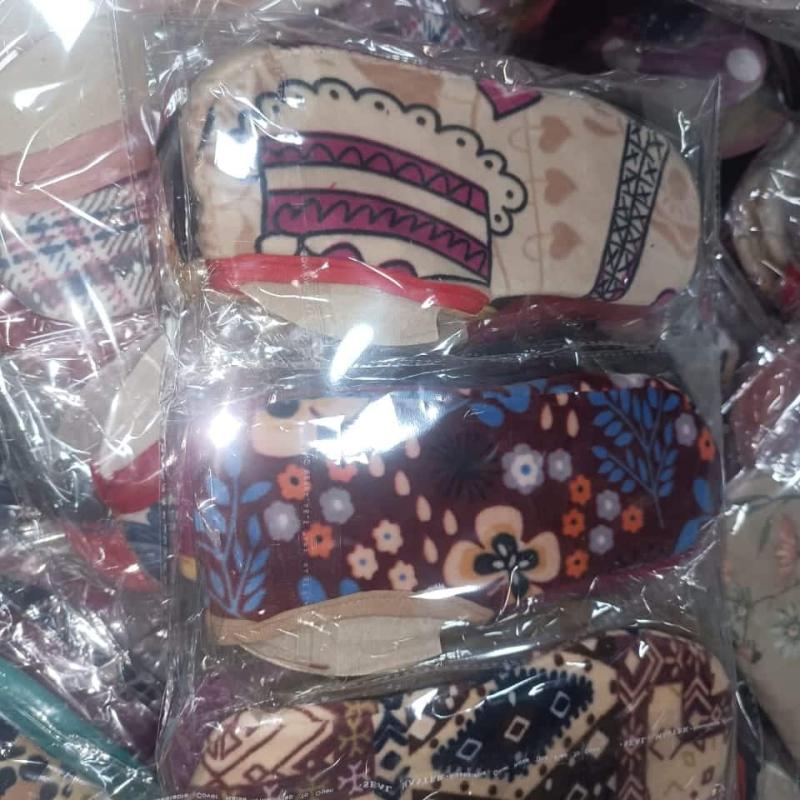 خف سعودي منقوش رسومات